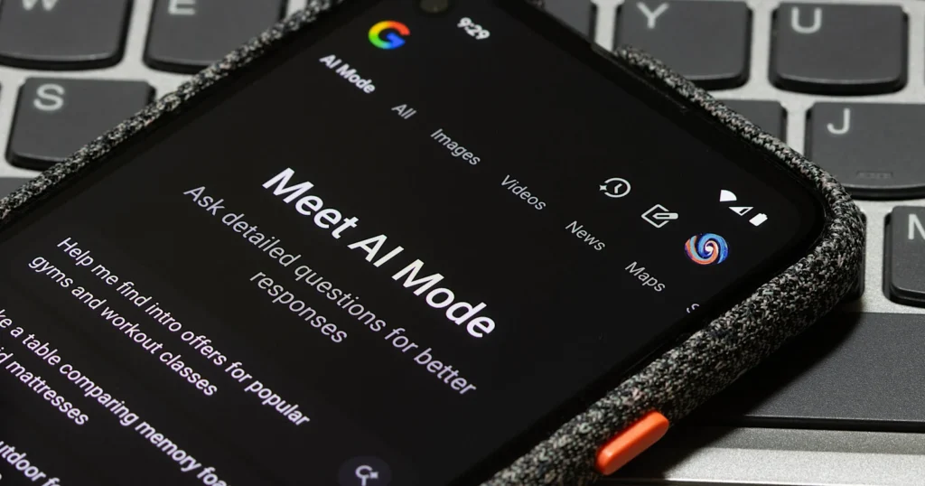 Google testa no mobile integração entre AI Overviews e AI Mode, permitindo perguntas de seguimento direto nos resultados e possivelmente reduzindo cliques para sites